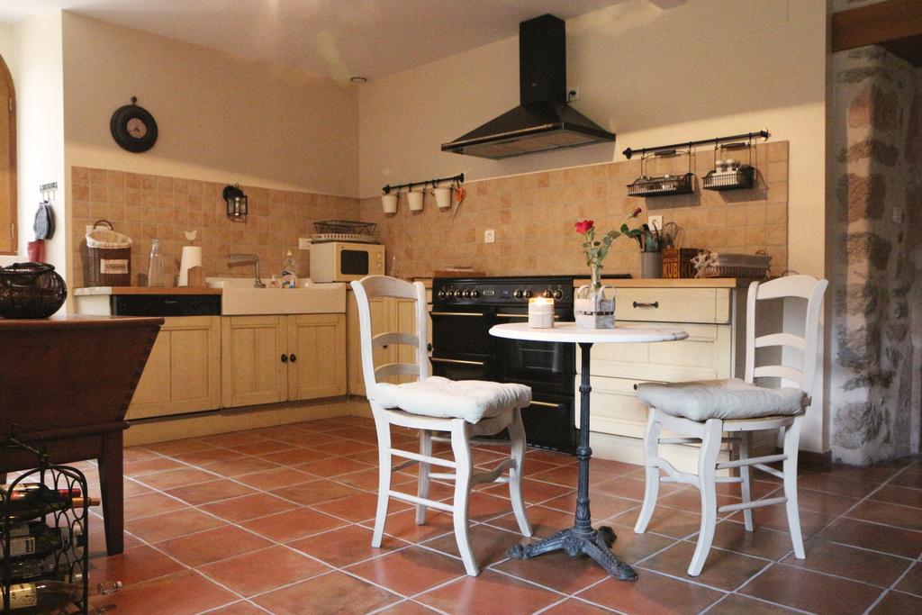 Chambres D'Hotes Du Presbytere La Bastide-l'Eveque المظهر الخارجي الصورة